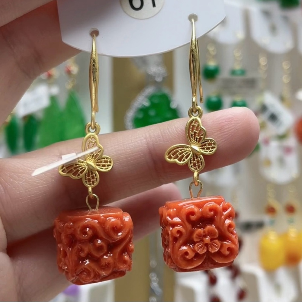 Elegant Gold and Orange South Red Agate Butterfly Cube Earrings